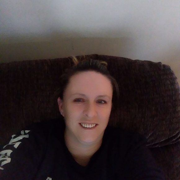 Meet your Posher, Tanya - Picture 1 of 1